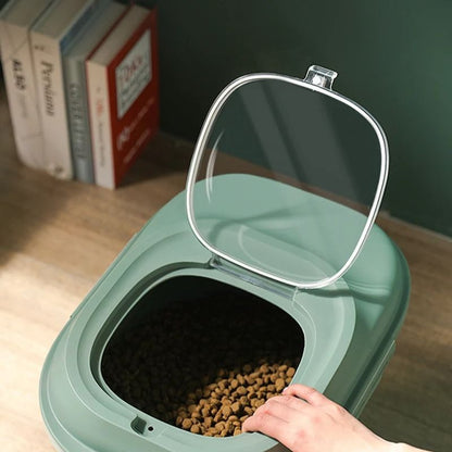 Collapsible dog food storage